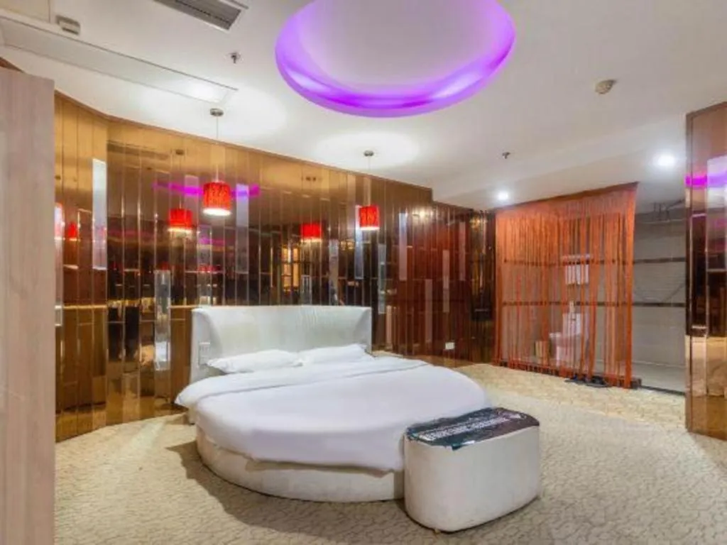 GreenTree Inn Wuhu Fangte Second Phase Nanxiang Wanshang Express Hotel