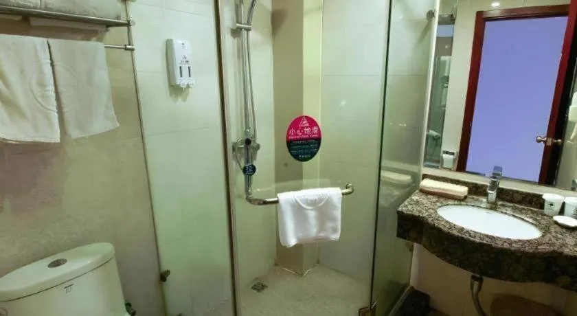 GreenTree Inn Langfang GuanGYAng District GuanGYAng Road City Government Express Hotel