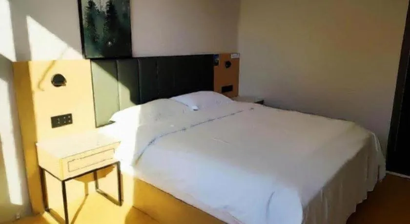 Bed in GreenTree Inn Langfang GuanGYAng District GuanGYAng Road City Government Express Hotel