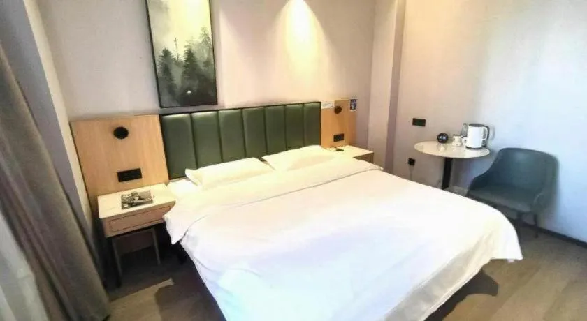 Bed in GreenTree Inn Langfang GuanGYAng District GuanGYAng Road City Government Express Hotel
