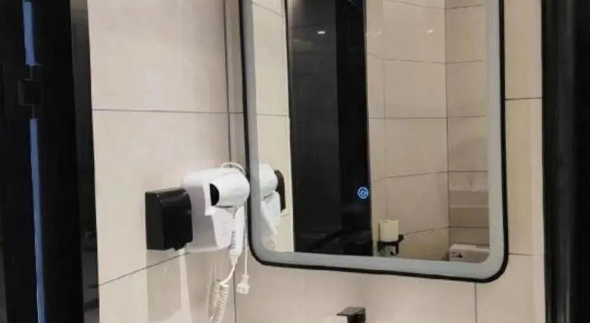 GreenTree Inn Langfang GuanGYAng District GuanGYAng Road City Government Express Hotel