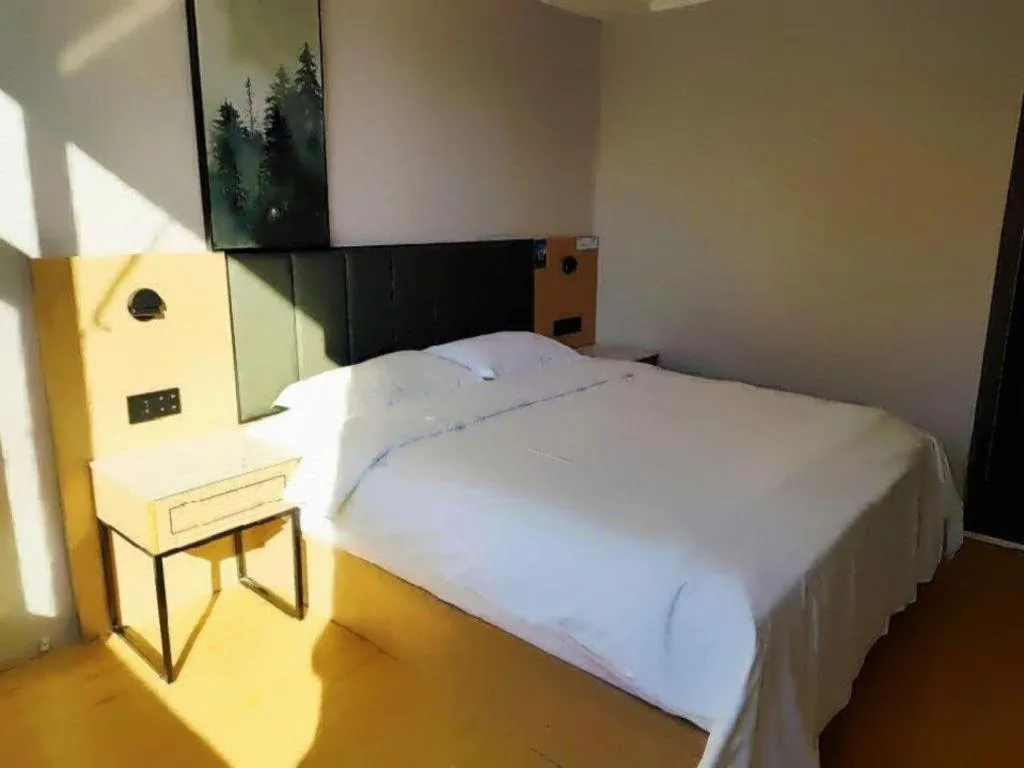 Bed in GreenTree Inn Langfang GuanGYAng District GuanGYAng Road City Government Express Hotel