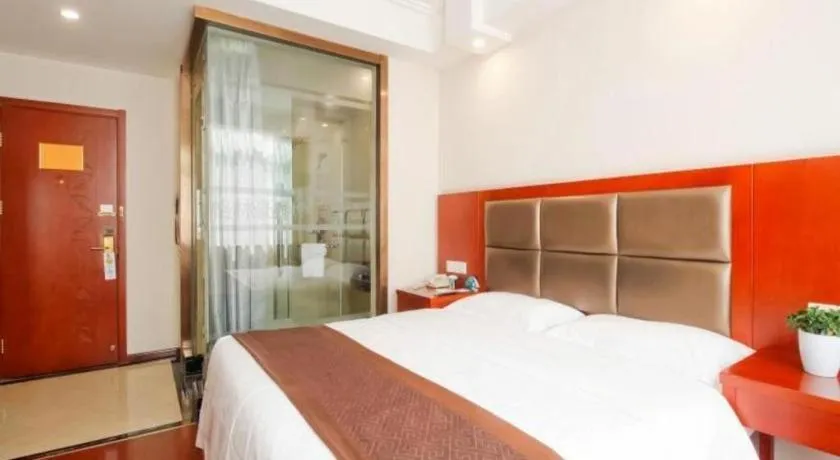 Bed in GreenTree Inn HeFei LongChuan Road South Hefei Railway Station Business Hotel