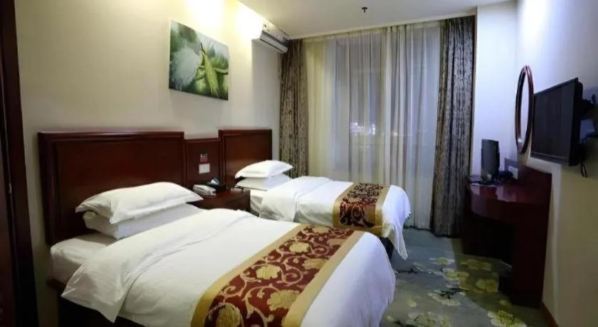 Bed in GreenTree Inn Shanghai Jiading Newtown MaLu Subway Station Business Hotel