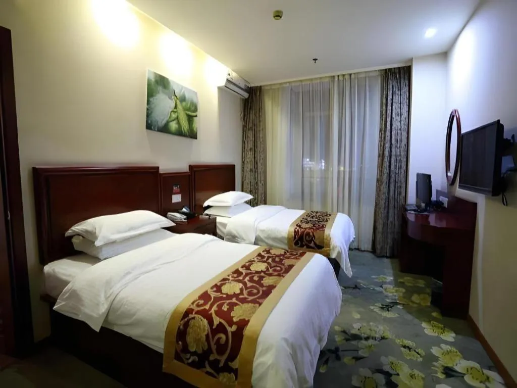 Bed in GreenTree Inn Shanghai Jiading Newtown MaLu Subway Station Business Hotel