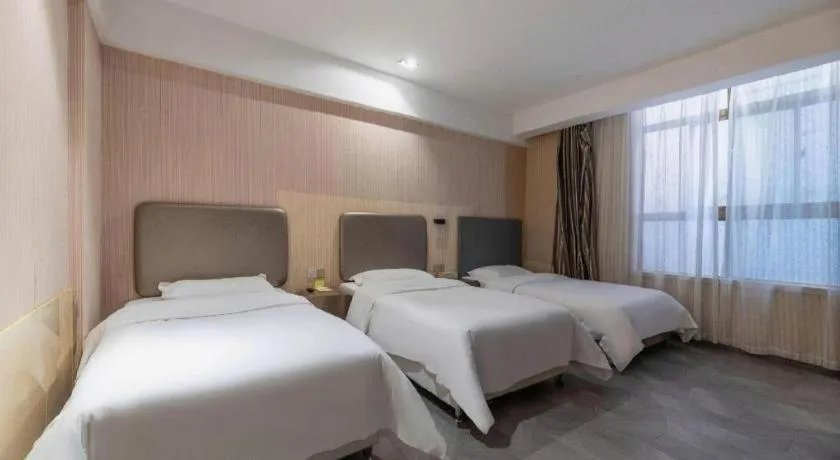 Bed in Vienna International Hotel Lhasa Potala Palace