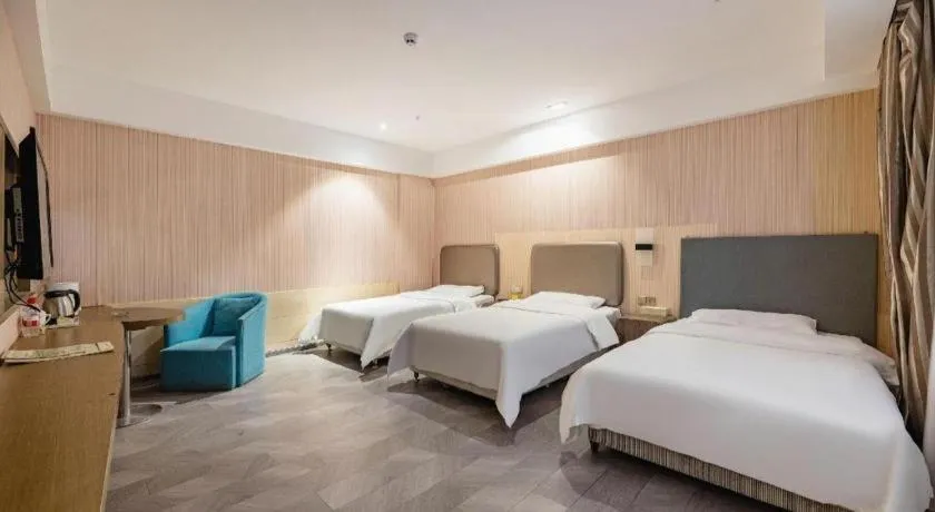 Bed in Vienna International Hotel Lhasa Potala Palace