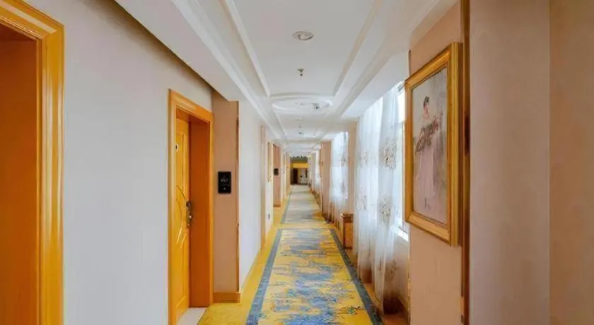 Vienna International Hotel Lhasa Potala Palace