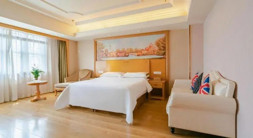 Bed in Vienna International Hotel Lhasa Potala Palace Bed in Vienna International Hotel Lhasa Potala Palace