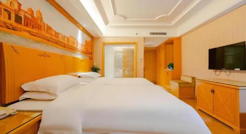 Bed in Vienna International Hotel Lhasa Potala Palace Bed in Vienna International Hotel Lhasa Potala Palace