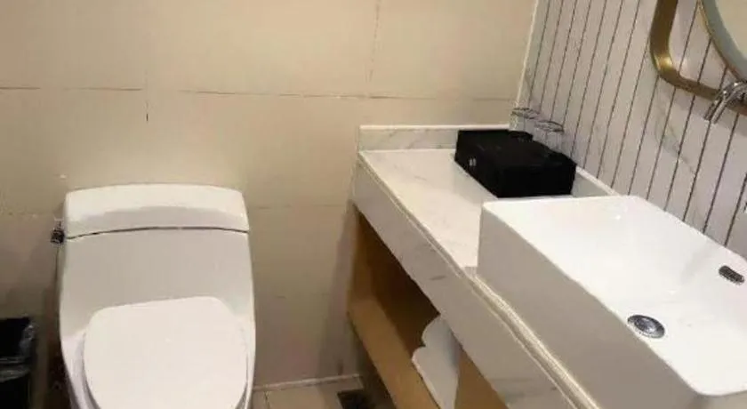 Vienna International Hotel Guangzhou Baiyun Dayuanli Plaza