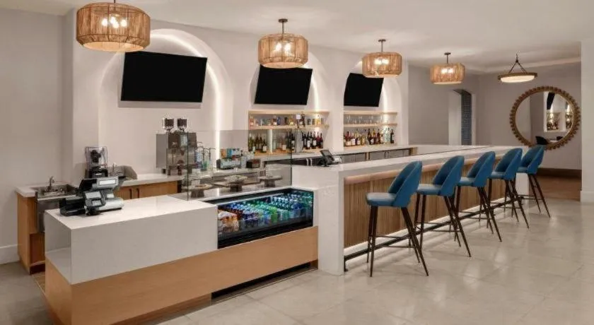 Courtyard by Marriott Anaheim Theme Park Entrance