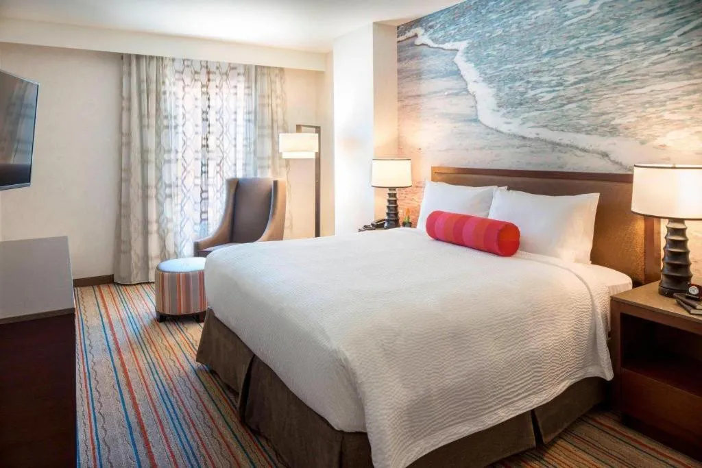 Bed in Courtyard by Marriott Anaheim Theme Park Entrance