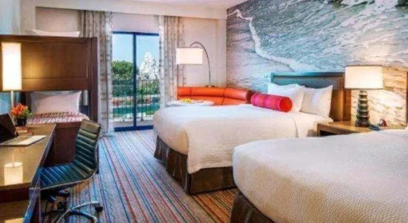 Bed in Courtyard by Marriott Anaheim Theme Park Entrance