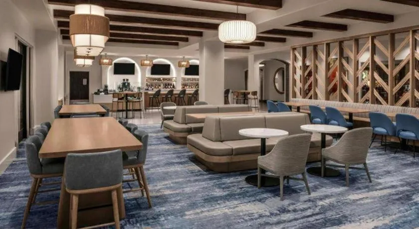 Courtyard by Marriott Anaheim Theme Park Entrance