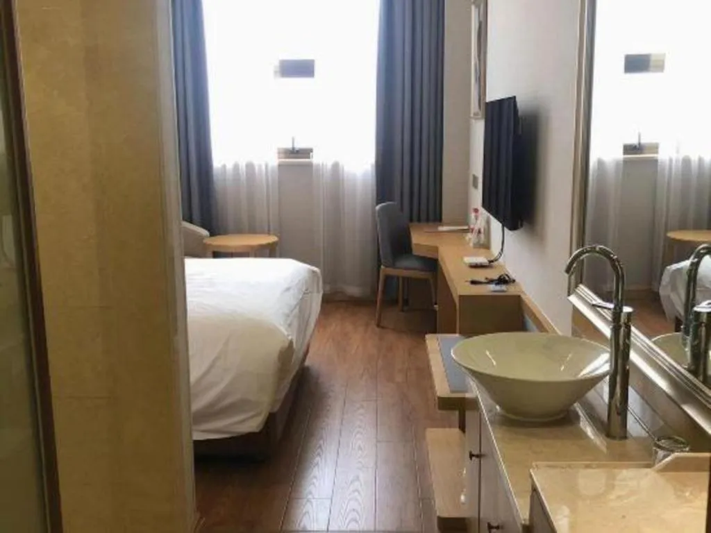 Bed in Vienna Jiangsu Wuxi Railway Station -Domestic Guest