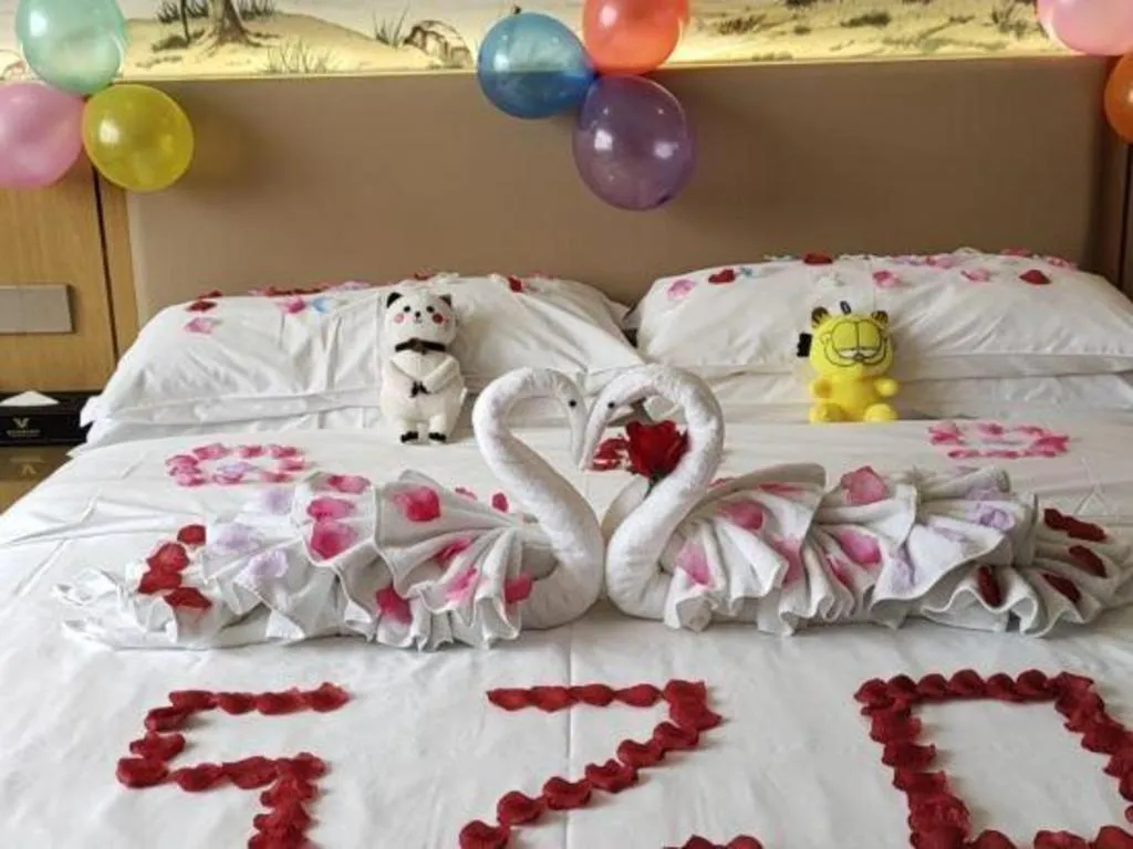 Bed in Vienna Jiangsu Wuxi Railway Station -Domestic Guest