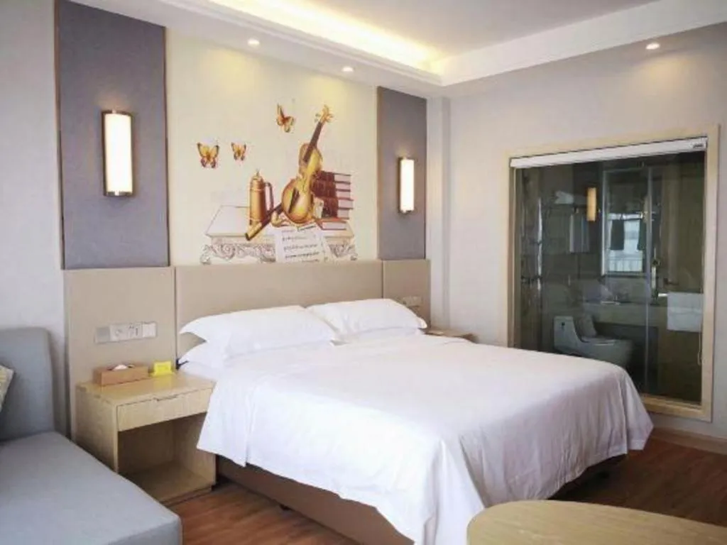 Bed in Vienna Jiangsu Wuxi Railway Station -Domestic Guest