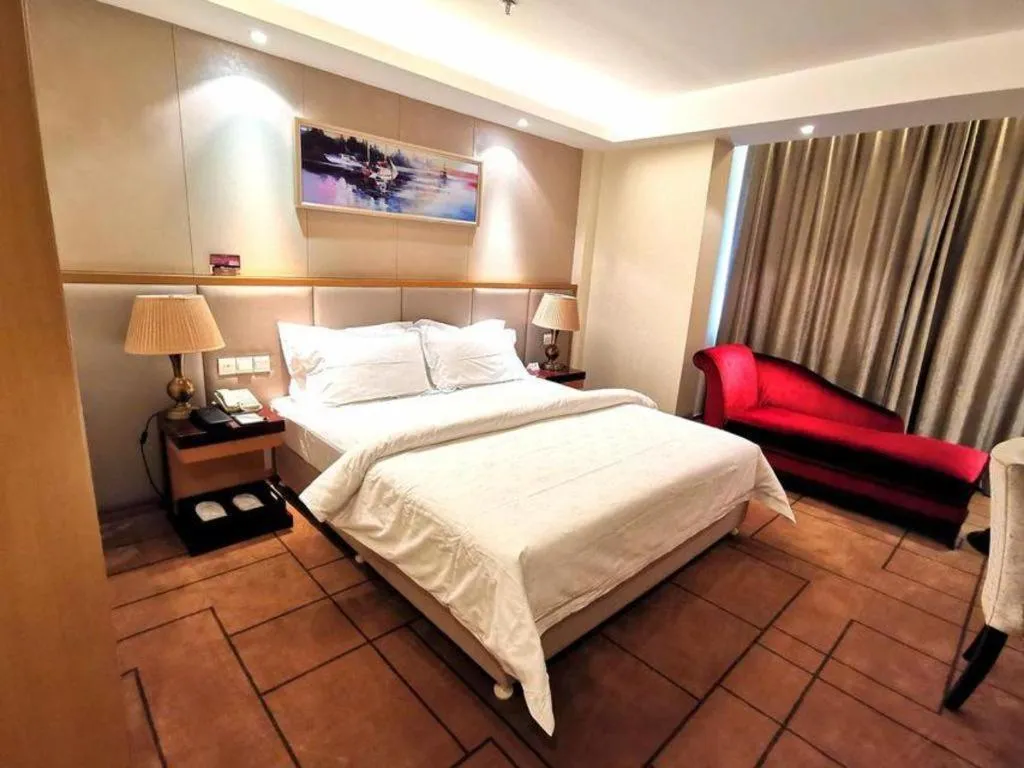 Bed in Jinjiang Metropolo Shanghai Minhang