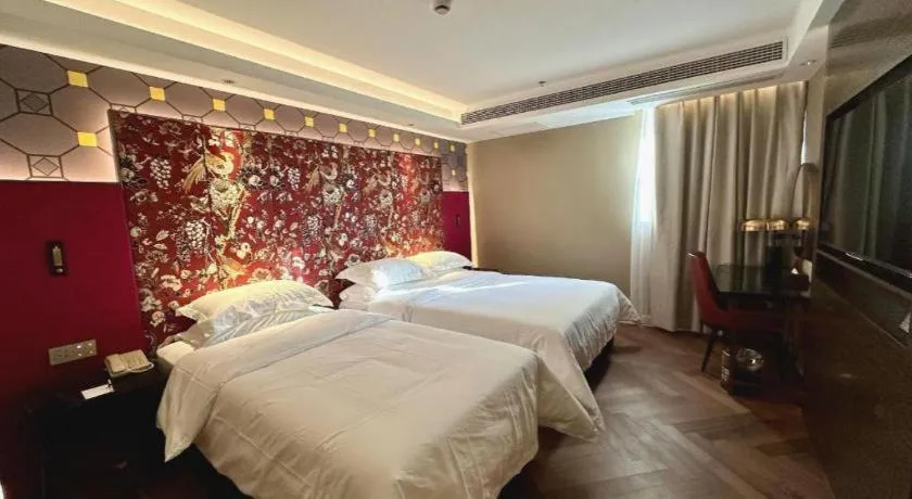 Bed in Jinjiang Metropolo Shanghai Minhang