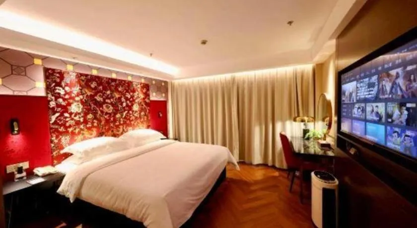 Bed in Jinjiang Metropolo Shanghai Minhang