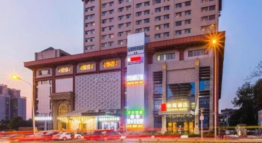 Echeng Hotel Wuhan Optics Valley Square Yangjiawan Metro Station