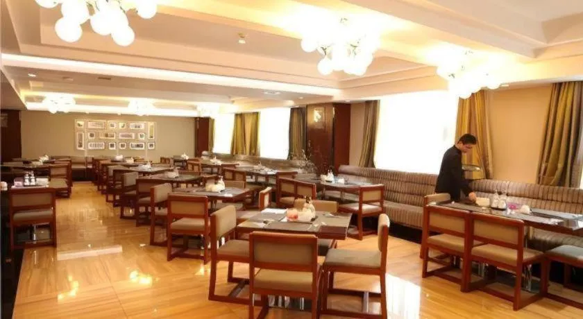 Echeng Hotel Wuhan Optics Valley Square Yangjiawan Metro Station