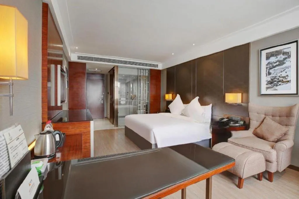 Bed in Echeng Hotel Wuhan Optics Valley Square Yangjiawan Metro Station