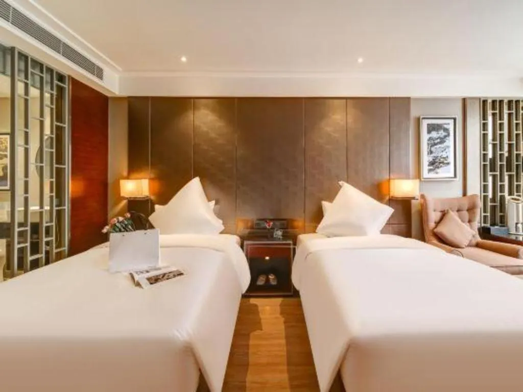 Bed in Echeng Hotel Wuhan Optics Valley Square Yangjiawan Metro Station