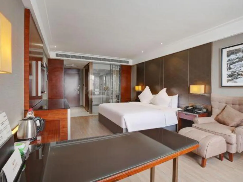 Bed in Echeng Hotel Wuhan Optics Valley Square Yangjiawan Metro Station