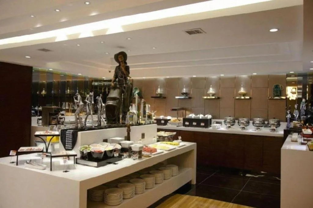 Echeng Hotel Wuhan Optics Valley Square Yangjiawan Metro Station