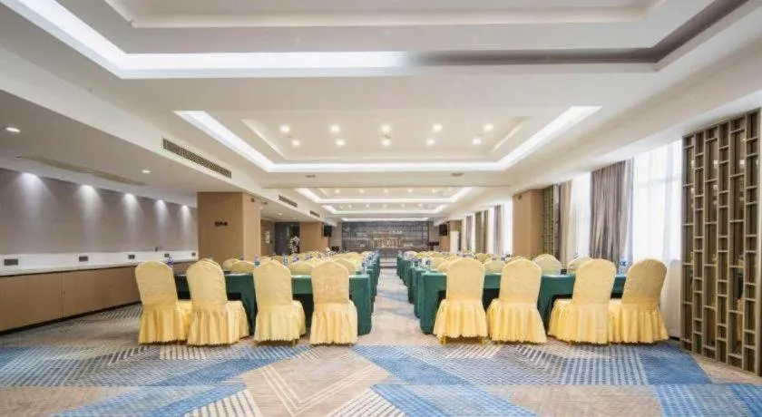 Echeng Hotel Wuhan Optics Valley Square Yangjiawan Metro Station