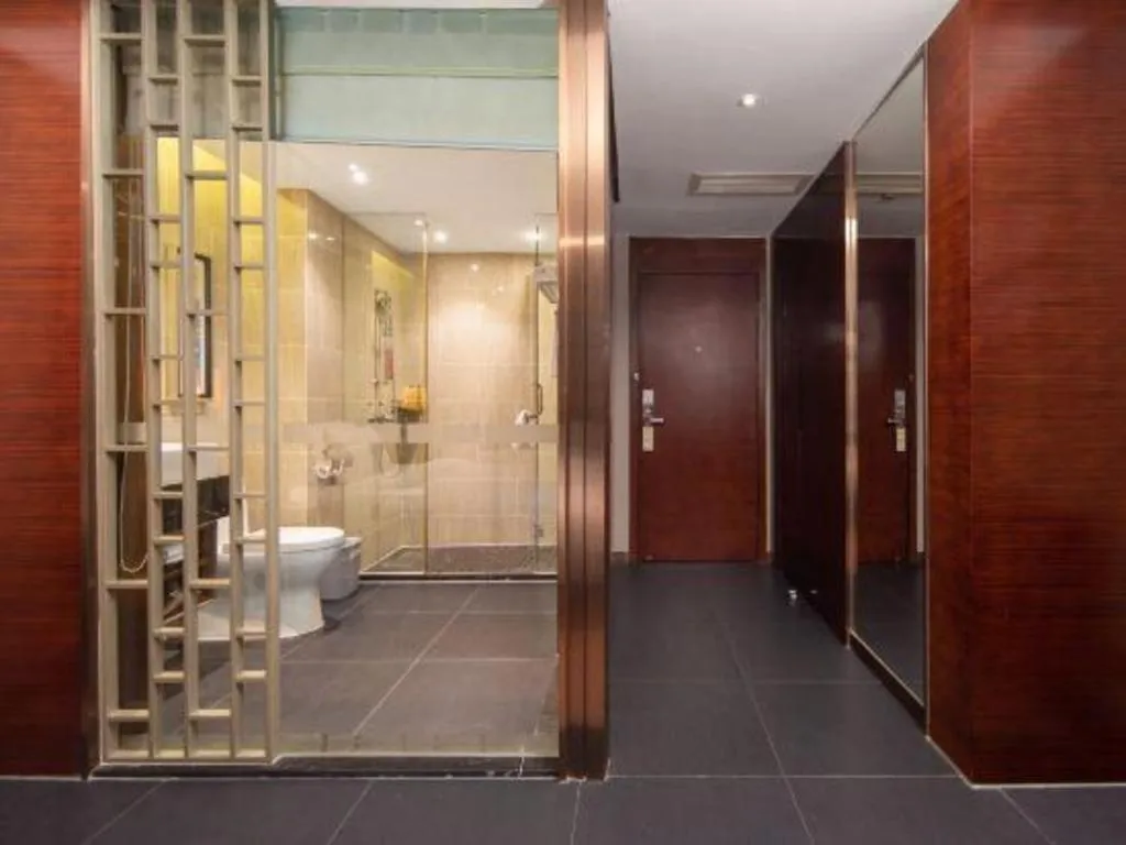 Echeng Hotel Wuhan Optics Valley Square Yangjiawan Metro Station