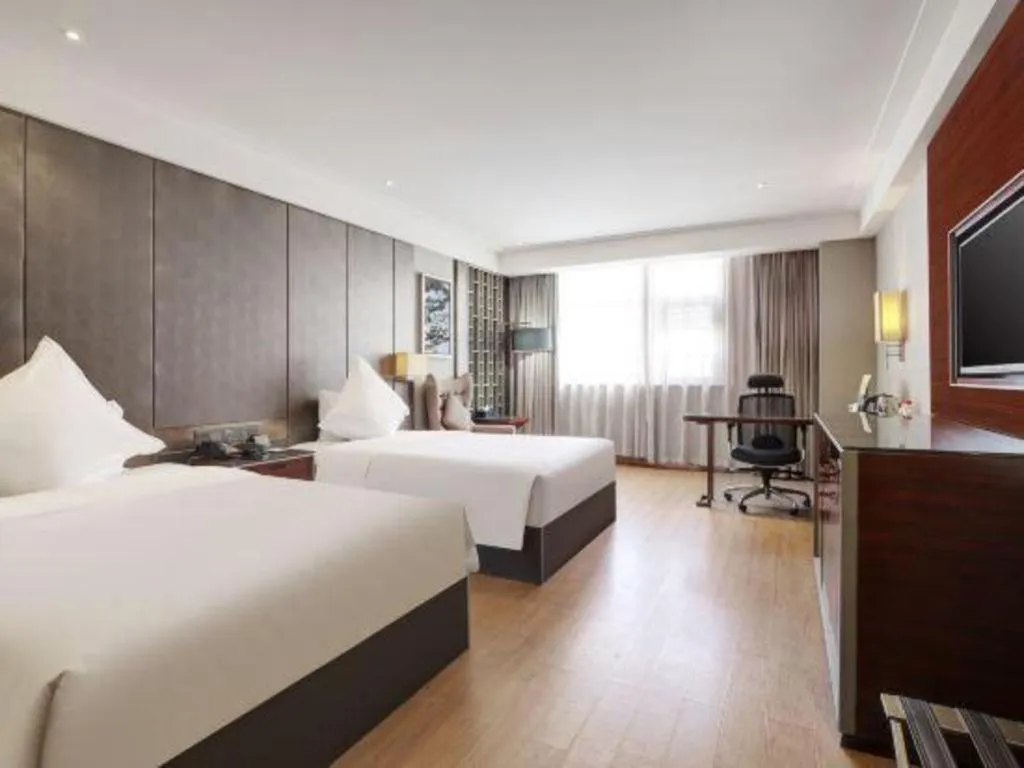 Bed in Echeng Hotel Wuhan Optics Valley Square Yangjiawan Metro Station