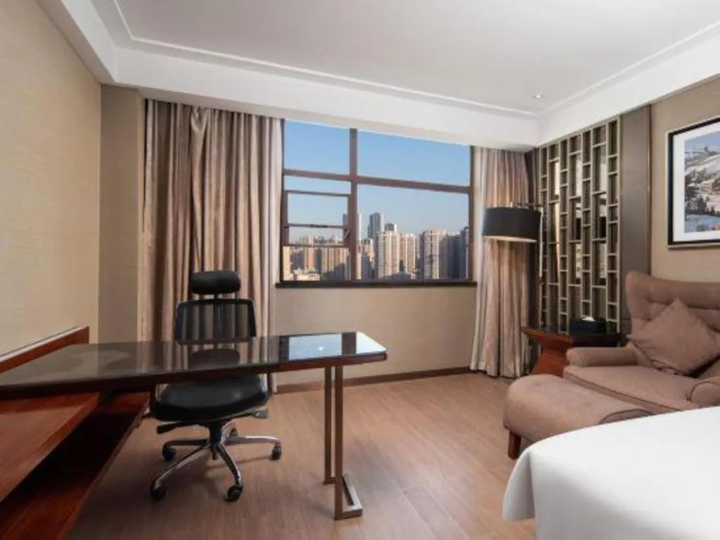 Echeng Hotel Wuhan Optics Valley Square Yangjiawan Metro Station