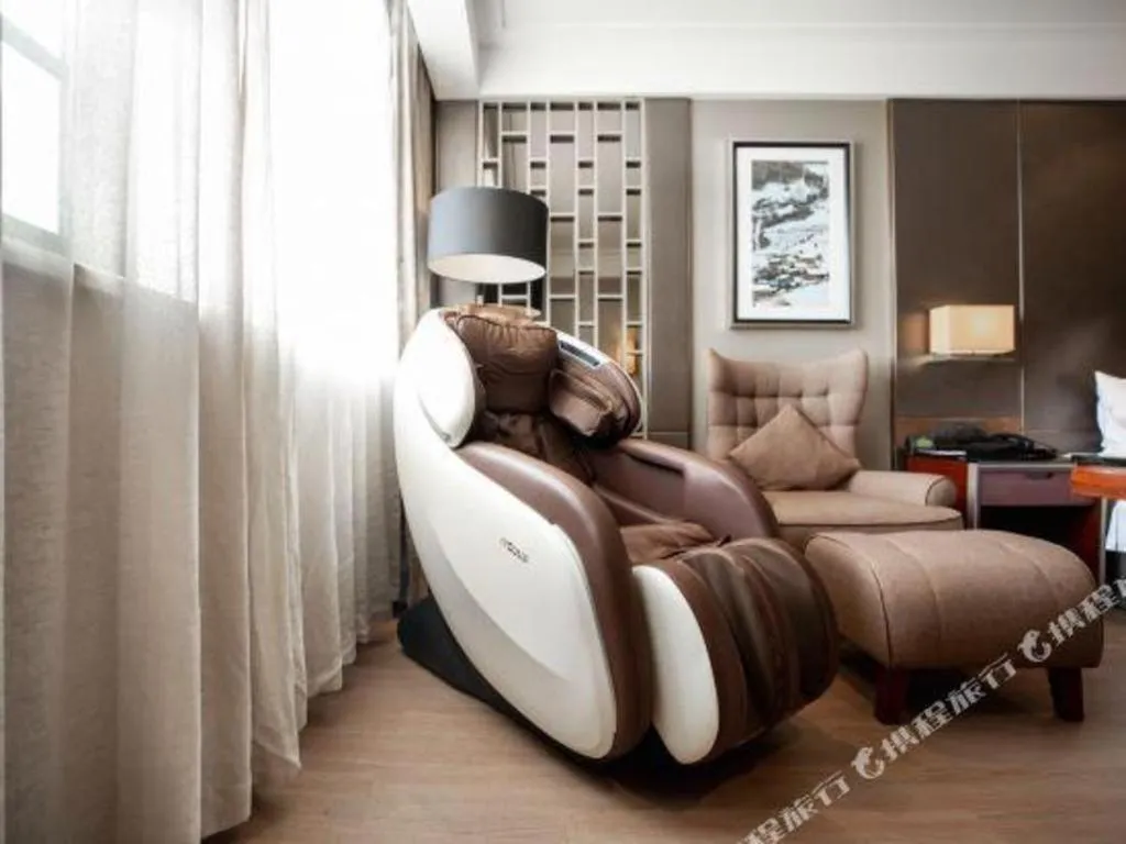 Echeng Hotel Wuhan Optics Valley Square Yangjiawan Metro Station