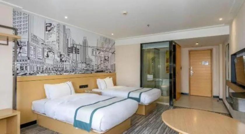 Bed in City Comfort Inn Beiliu Bus Terminal