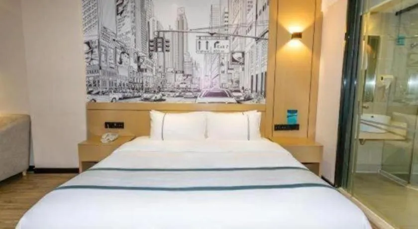 Bed in City Comfort Inn Beiliu Bus Terminal