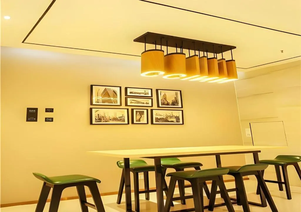 City Comfort Inn Wuzhou Municipal Square