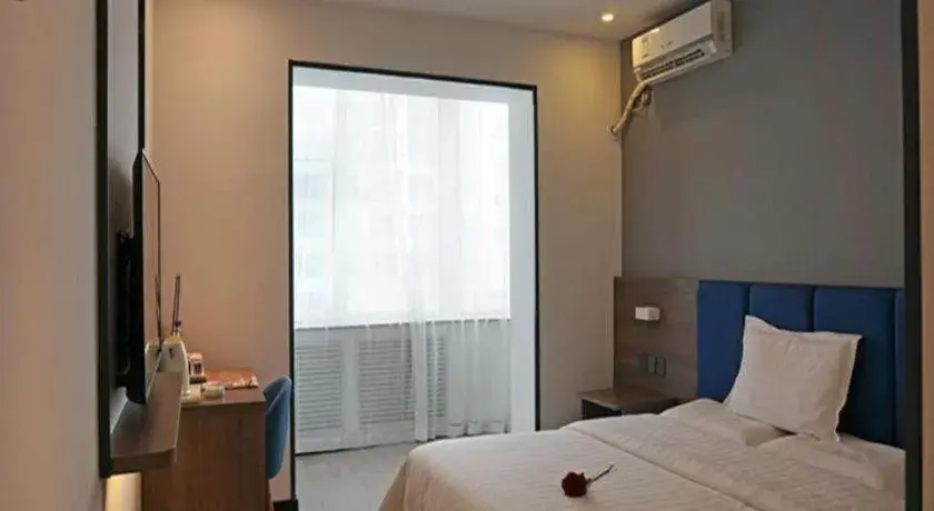 Bed in 7 Days Premium Changchun Renmin NorthEast Normal University Pingquan Road Bed in 7 Days Premium Changchun Renmin NorthEast Normal University Pingquan Road