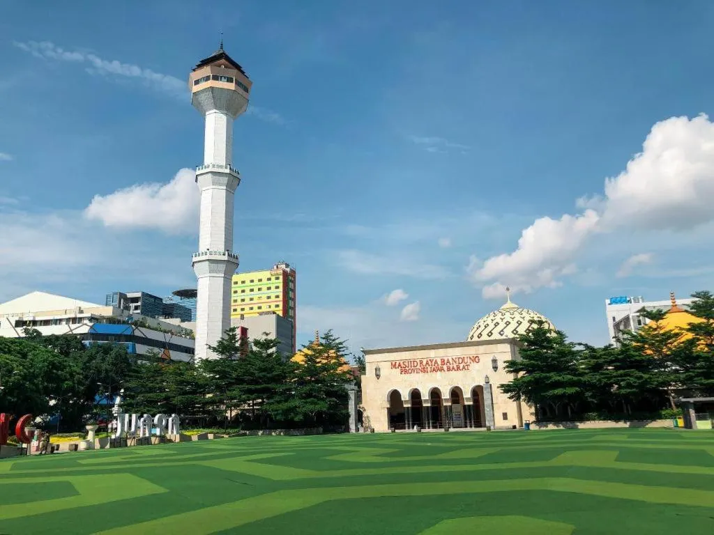 OYO 2554 Hotel Arimbi Lama Dewi Sartika