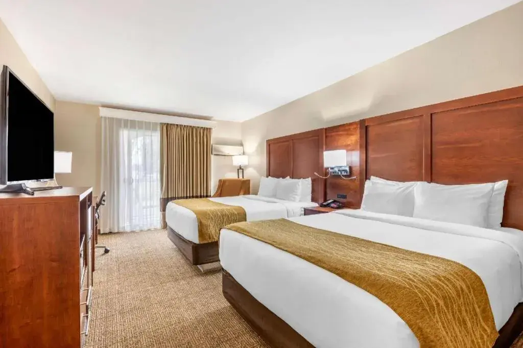 Bed in Comfort Inn Escondido San Diego North County Bed in Comfort Inn Escondido San Diego North County