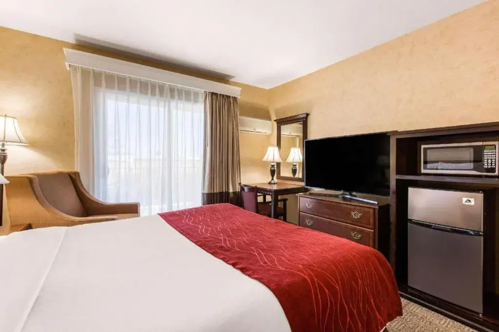 Bed in Comfort Inn Escondido San Diego North County Bed in Comfort Inn Escondido San Diego North County