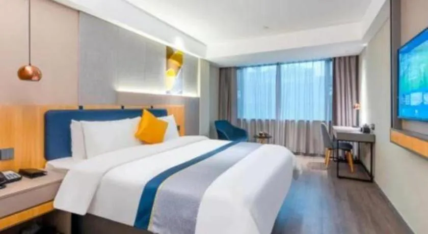 Bed in Home Inn Selected Guangzhou Zhujiang New Town Wuyangcun Metro Station