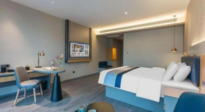 Bed in Home Inn Selected Guangzhou Zhujiang New Town Wuyangcun Metro Station
