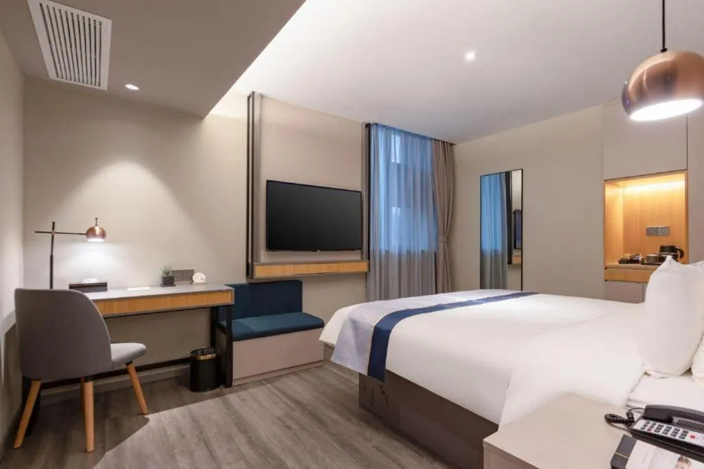 Bed in Home Inn Selected Guangzhou Zhujiang New Town Wuyangcun Metro Station