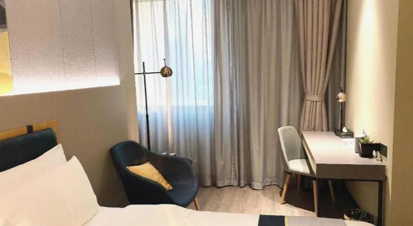 Bed in Home Inn Selected Guangzhou Zhujiang New Town Wuyangcun Metro Station