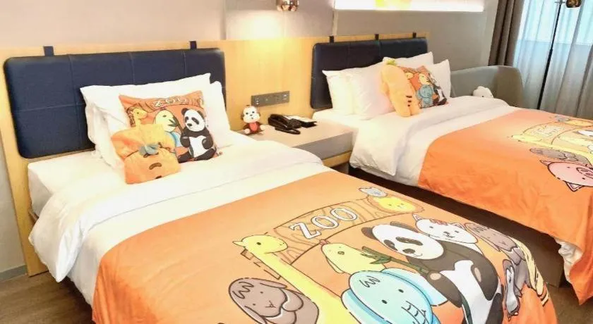 Bed in Home Inn Selected Guangzhou Zhujiang New Town Wuyangcun Metro Station