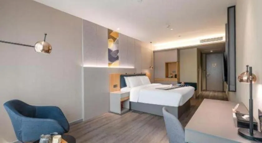 Bed in Home Inn Selected Guangzhou Zhujiang New Town Wuyangcun Metro Station