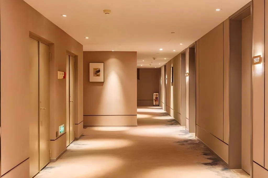 Home Inn Selected Guangzhou Zhujiang New Town Wuyangcun Metro Station